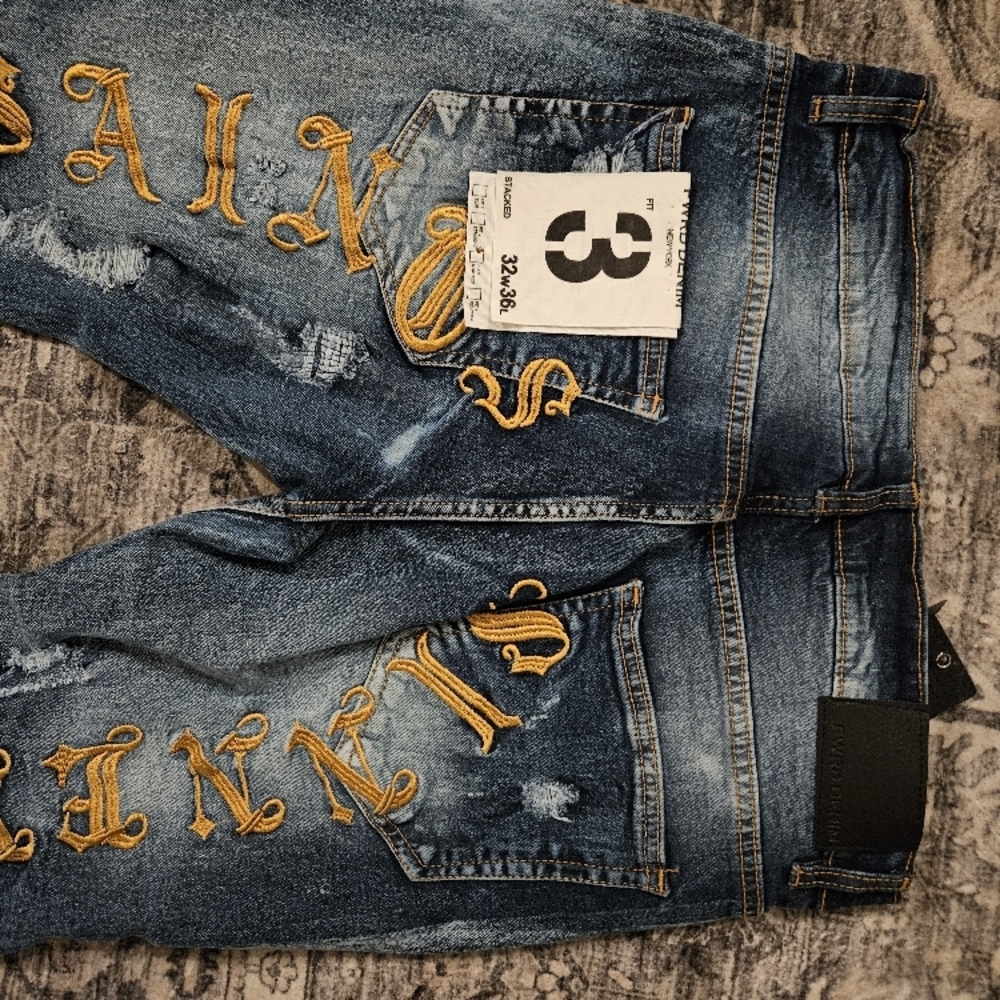 Blue Skinny Jeans with Gold Embellishments - Picture 4 of 6